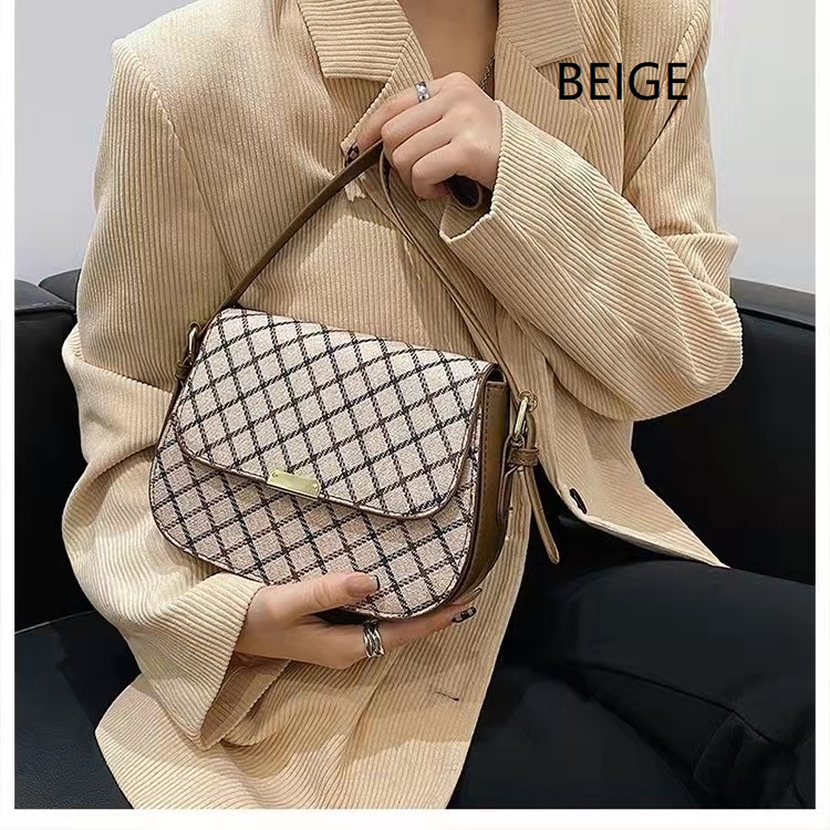 174001 Tas Selempang Wanita Import Slingbag Cewek Impor (1 KG MUAT 2)