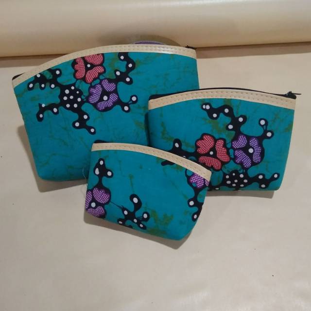 Souvenir Dompet batik beranak set 3