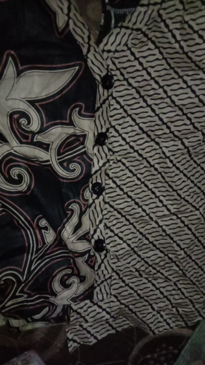 Crop Top Etnik Atasan Batik Wanita Modern