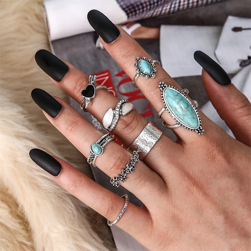 8pcs / Set Cincin Panjang Desain Totem Hati Warna Hitam Turquoise Gaya Retro Untuk Wanita
