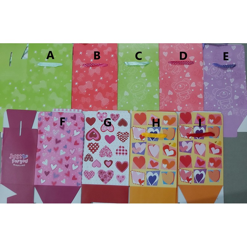 

Goodie Bag / Kotak Kado / Box Souvenir / Paper Bag (isi 12 pcs)