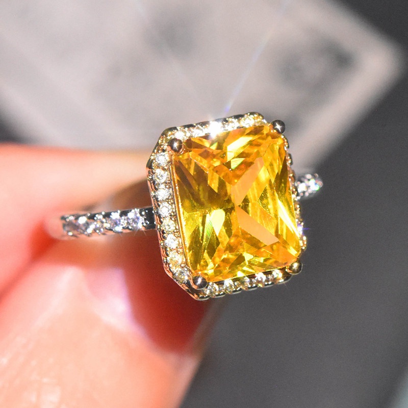 Cincin Kristal Berlian Bentuk Kotak Warna Kuning Dan Pink Model Terbuka Untuk Wanita