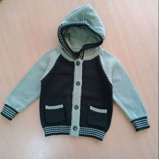sweater Rajut Hoodie Topi Baby Boy 8832 Hijau Cokelat 1 Tahun