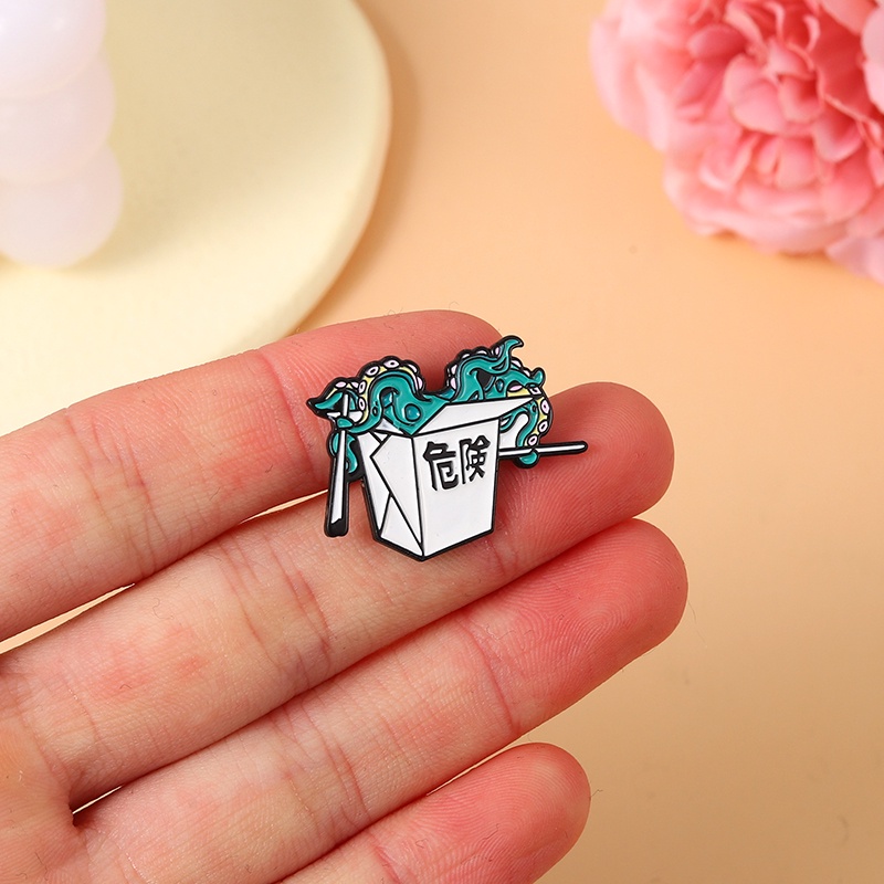 Bros Pin Enamel Bentuk Gurita Danger Untuk Hadiah Teman