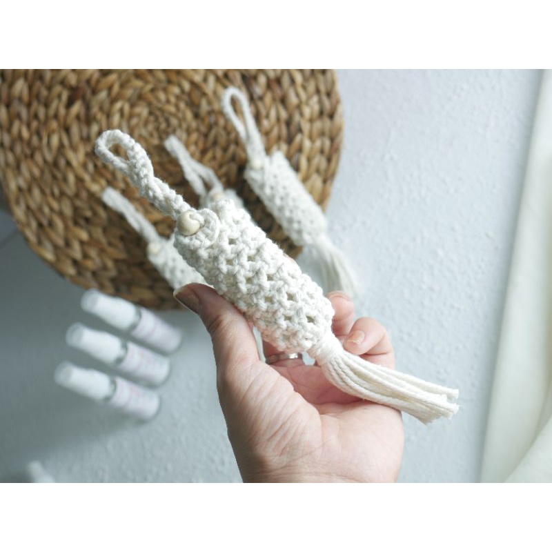 souvenir gantungan hand sanitizer / hand sanitizer pouch