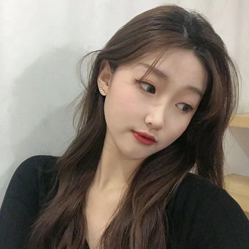 Kacang bentuk stud anting-anting Jepang dan Korea sederhana dan segar elegan lembut wanita Anting-An