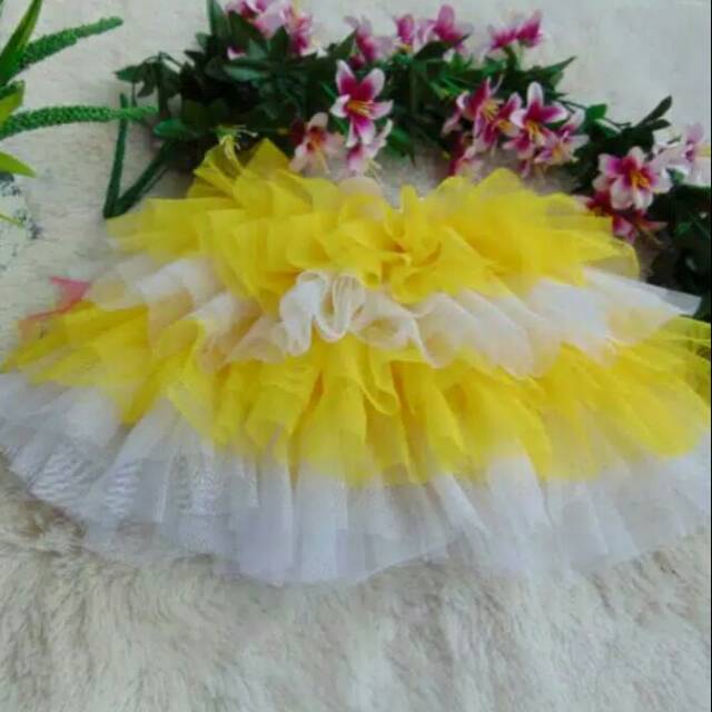 Rok Gotik kuning putih