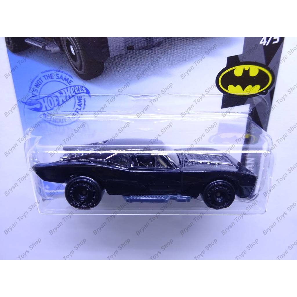 Hot Wheels Batman Batmobile 4/5 Hitam Kilap