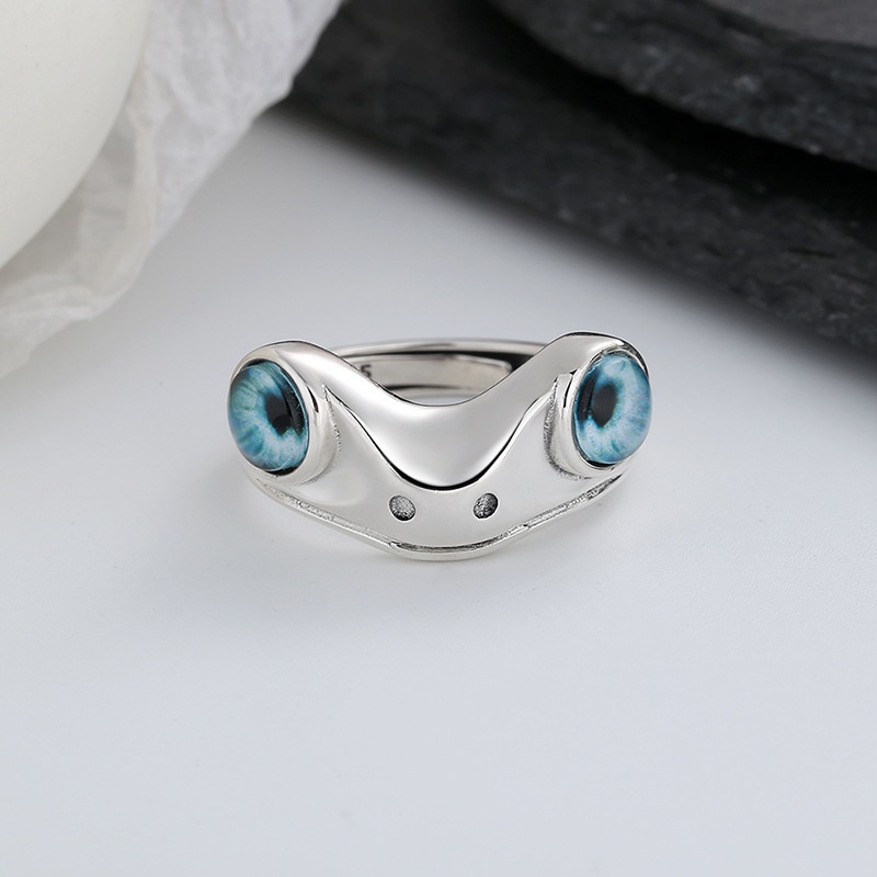 Cincin Model Terbuka Adjustable Desain Katak Mata Biru Gaya Vintage Untuk Unisex