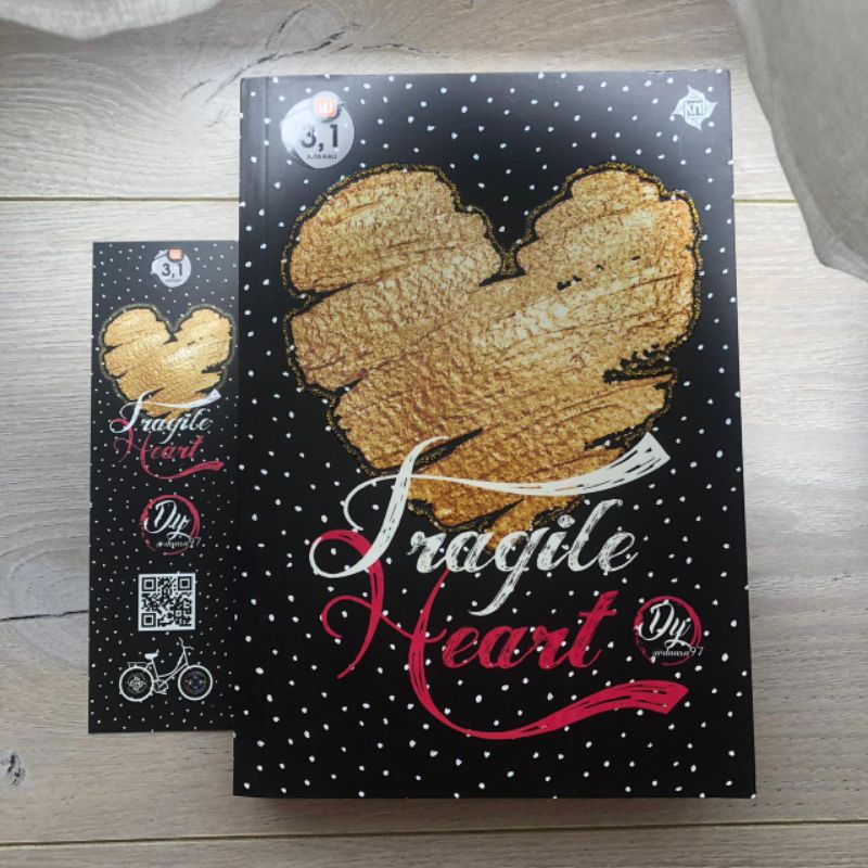 

Fragile Heart - Dy