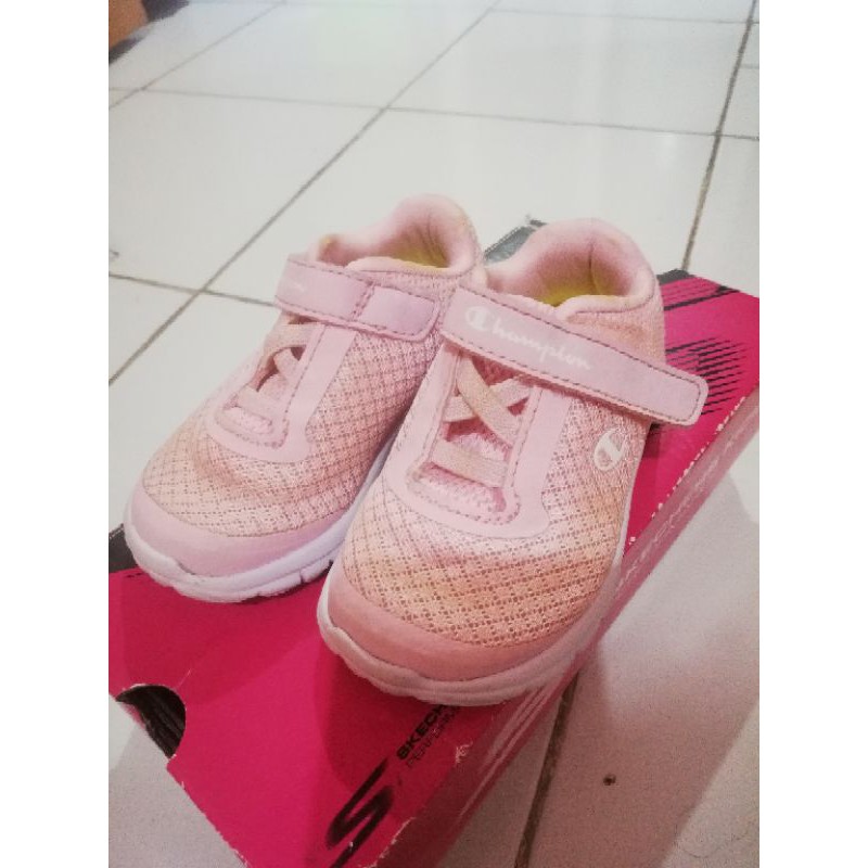 sepatu anak Champion (Payless), preloved RP.125.000