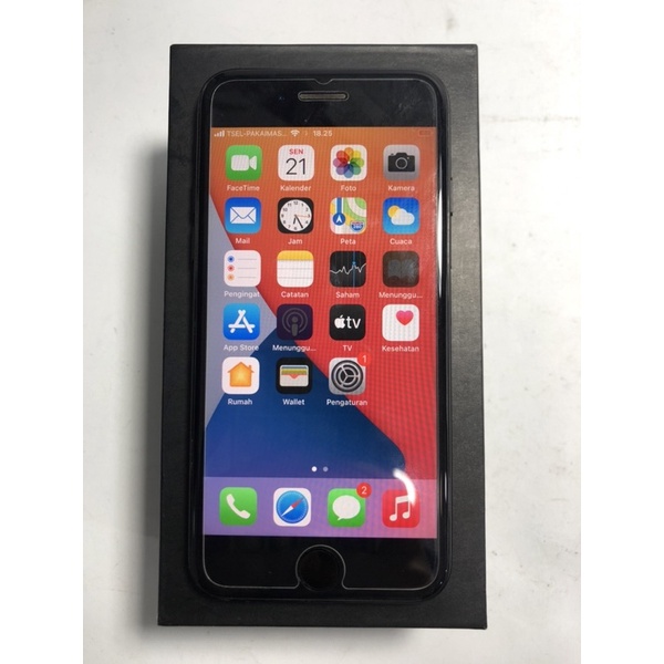 IP 7g 128gb jetblack