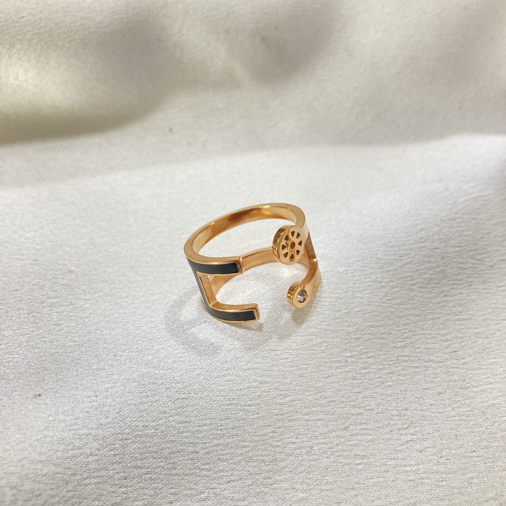 Cincin  Titanium Perhiasan wanita Anti Karat