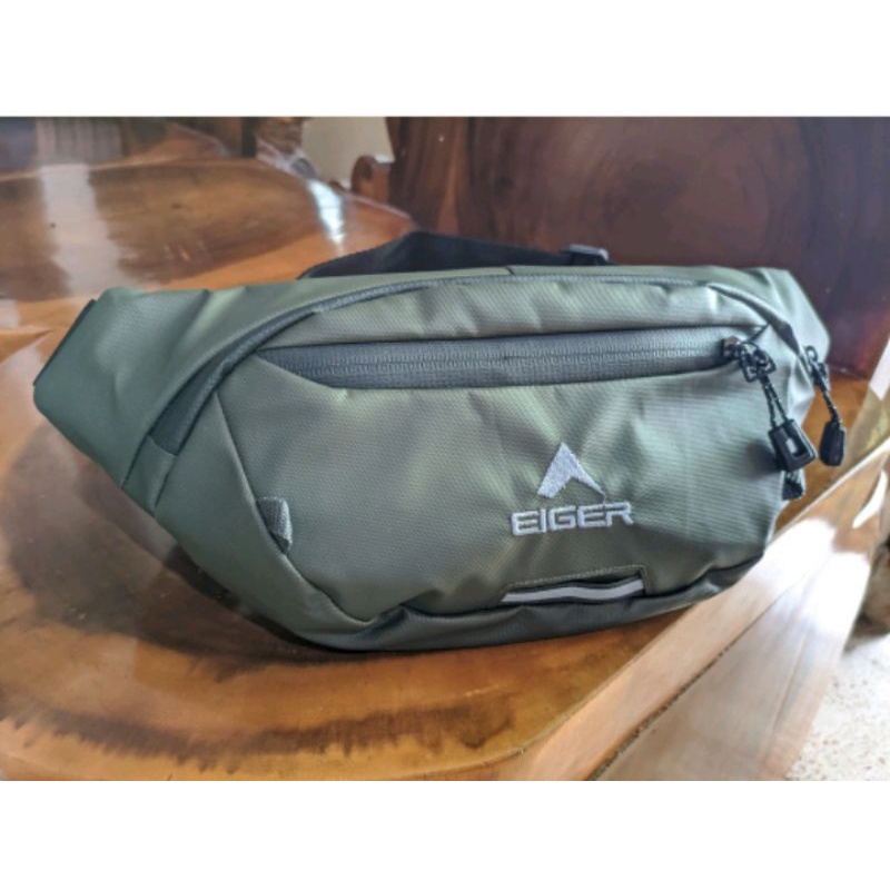 TAS SELEMPANG PRIA / TAS PINGGANG / TAS SELEMPANG KEREN