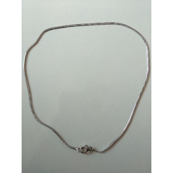 kalung belut