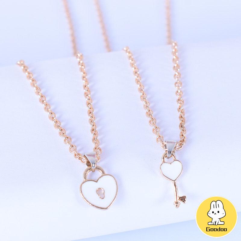 2 Pcs Fashion Wanita Trendi Kunci Liontin Link Rantai Kalung Hati Pasangan Pecinta Kalung -Doo