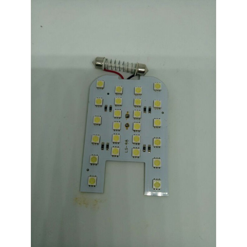 lampu plafon mobil