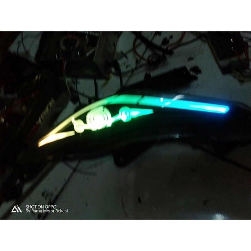 LAMPU ALIS BEAT STREET 300MODE BLOETOOTH