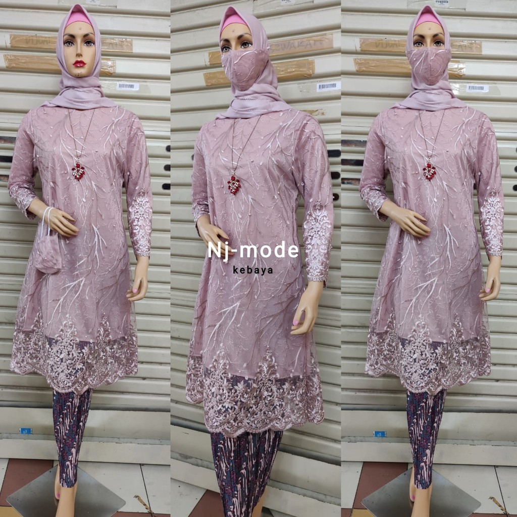 Tunik Mikahaila V