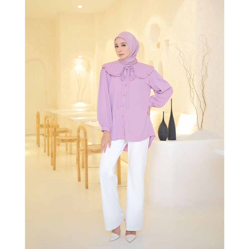 JESLYN BLOUSE