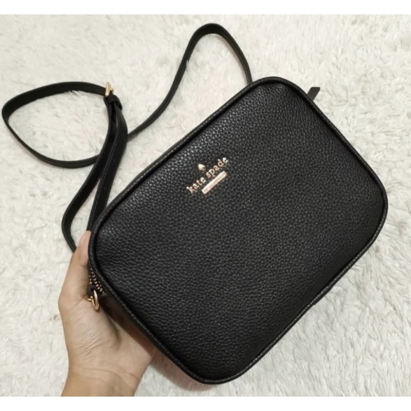 SOLD kate spade camera bag slingbag