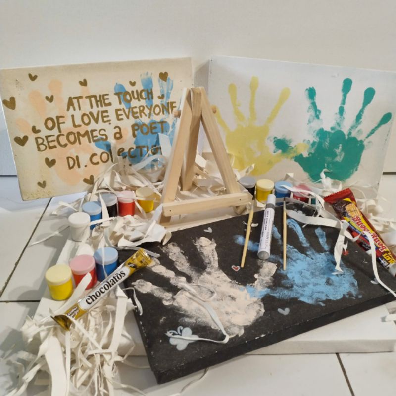 

DIY Handprint Painting 2 Canvas/Paint by Hand Kit For Couple or Kids