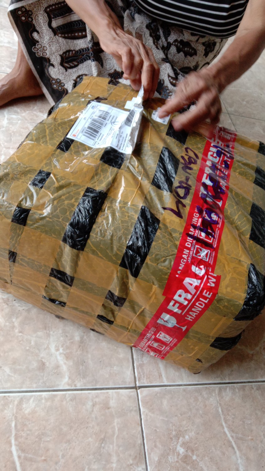 Panci Pan Serbaguna Magic Pot Indisah  Oven, Kukus, Presto Uk 33,5cm Tutup Cekung Kaca