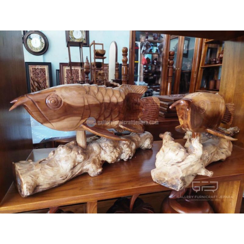 Patung Ikan Arwana Kayu Jati Kombinasi Kopi 50x20cm