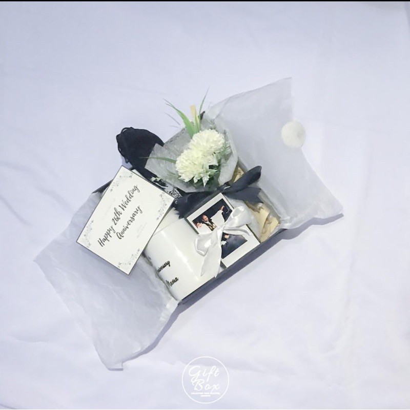 

GIFTBOX ULANG TAHUN PERNIKAHAN/ANNIVERSARY