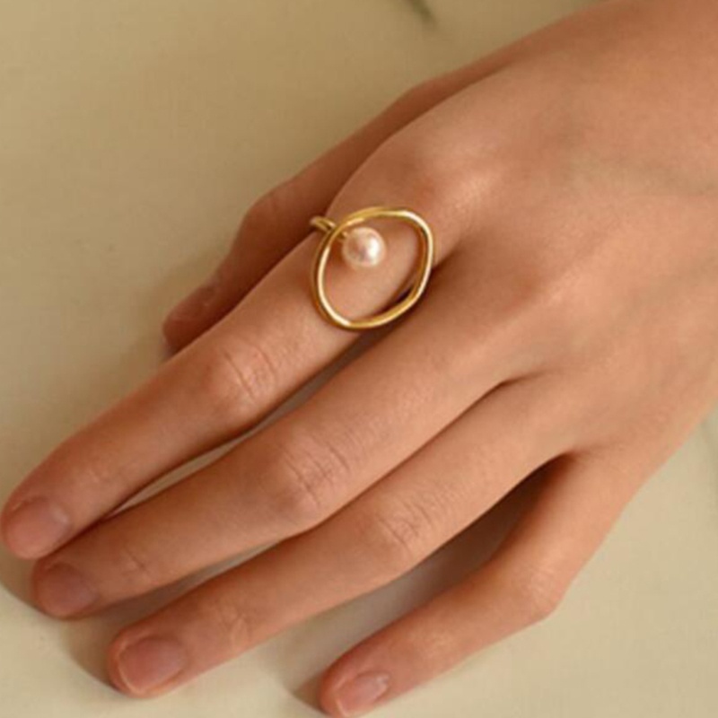 1pc Cincin Wanita Model Terbuka Adjustable Warna Gold Hias Mutiara Gaya Vintageelegan Untuk Pernikahan