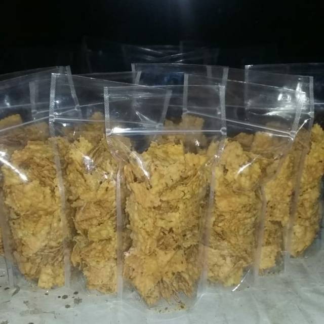 

Kripik bawang pedes / asin