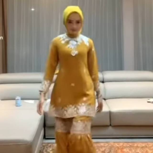 nona_batubara