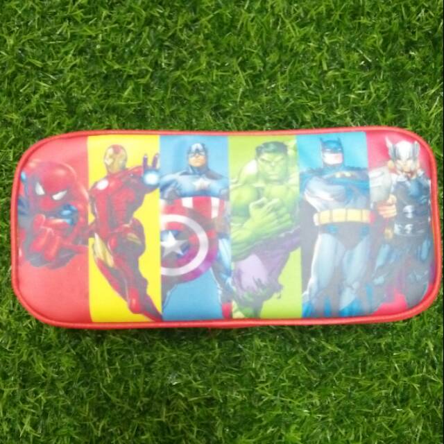 

TEMPAT PENSIL SUPER HEROES