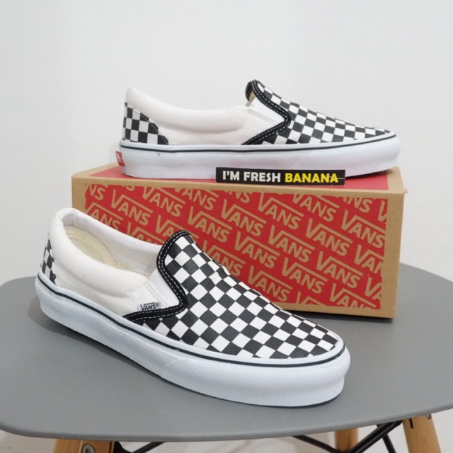 sepatu vans slip on