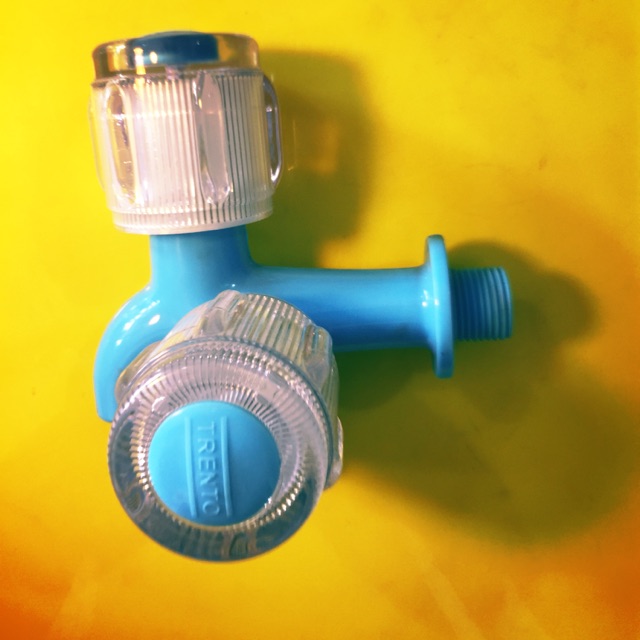 KRAN CABANG SHOWER PVC KRAN DOUBLE TAP