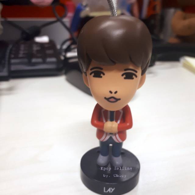 EXO LAY OFFICIAL KFC FIGURE