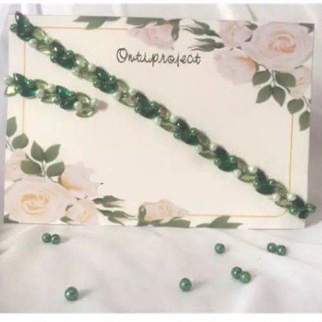 Payet rangkai bagian dada