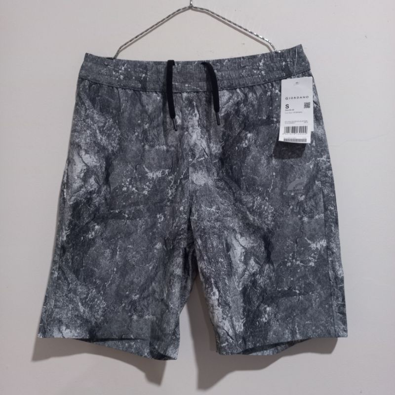 celana pendek G-motion pria giordano original