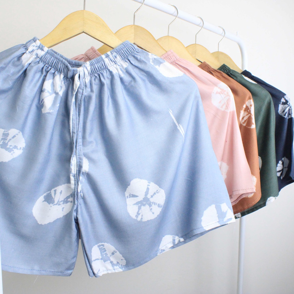 Hot Pants Wanita Jumbo Bahan Rayon Aneka Motif