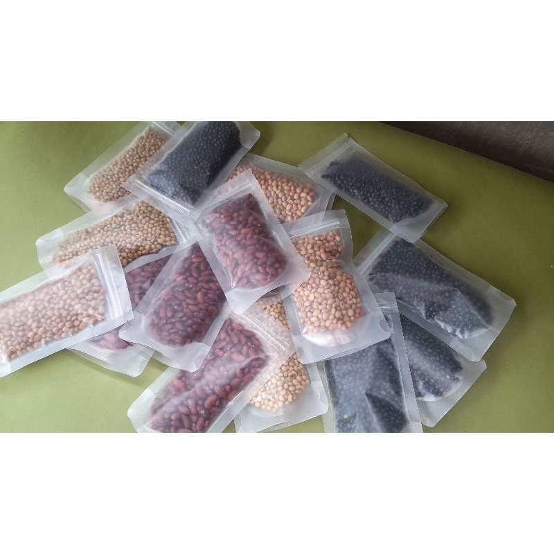 

Kedelai hitam 100 gr / Kedelai kuning 100 gr/ Kacang hijau 100 gr / Kacang merah 100 gr / Kacang tanah 100 gr / Kacang tolo 100 gram