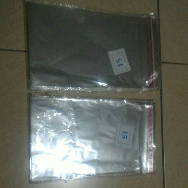 

Plastik OPP seal[perekat] uk.15x25x0.03 cm 1pak@100lbr