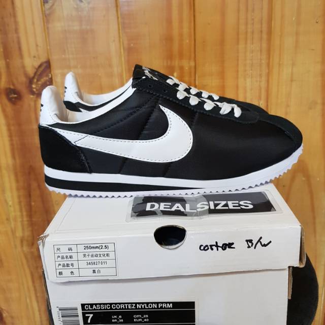 nike cortez gray nylon