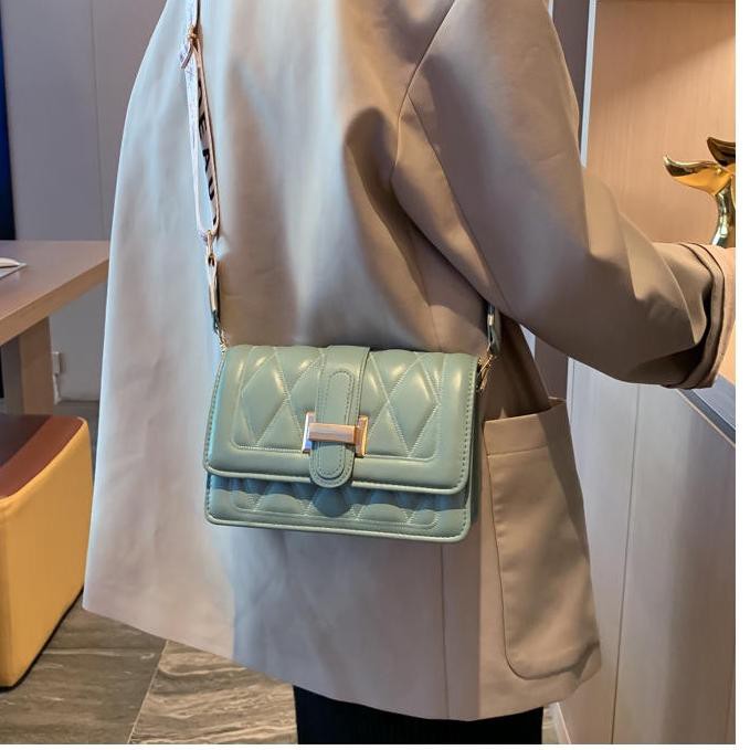 ✵ iBAGS 2511 { 1KG BISA 4PCS } - TAS BATAM - TAS WANITA - TAS IMPORT - GROSIR TAS - TAS SELEMPANG 75