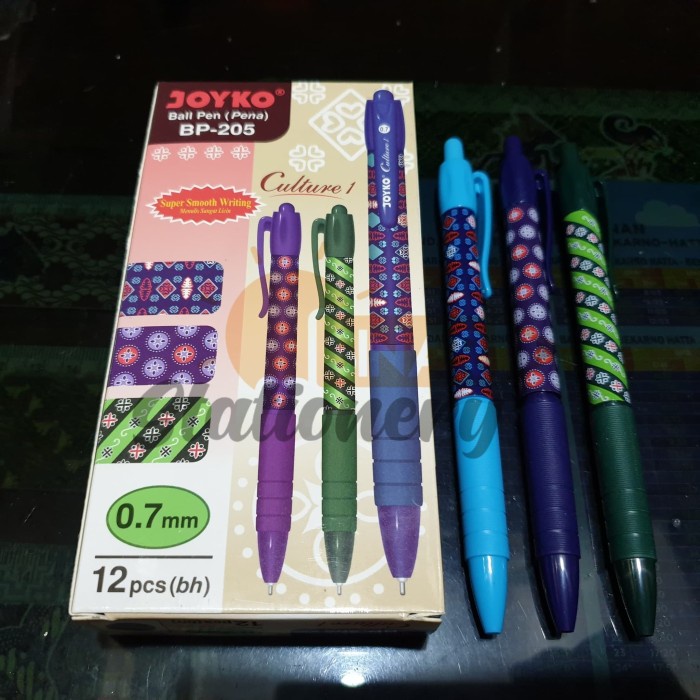 

Eklusif Pulpen Batik Culture 1 Bp 205 Joyko 0.7 Hitam 1Pak Isi 12Pc Limited