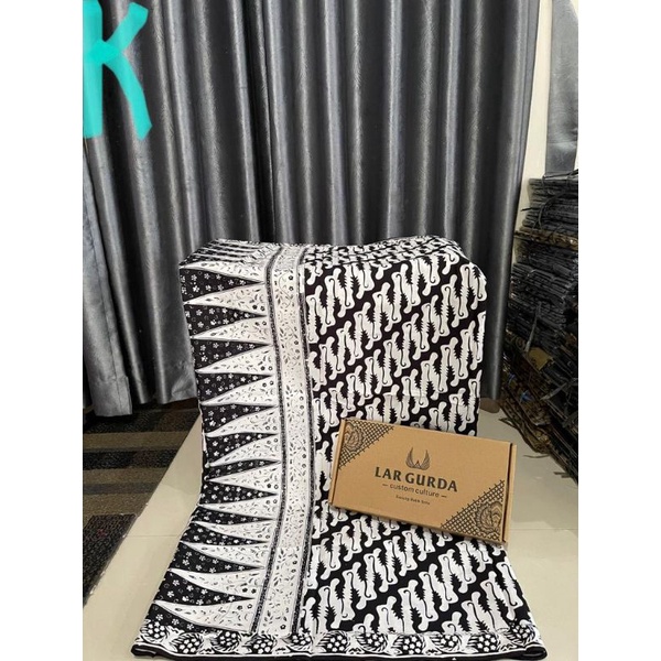 sarung batik wirosat( dr largurda)