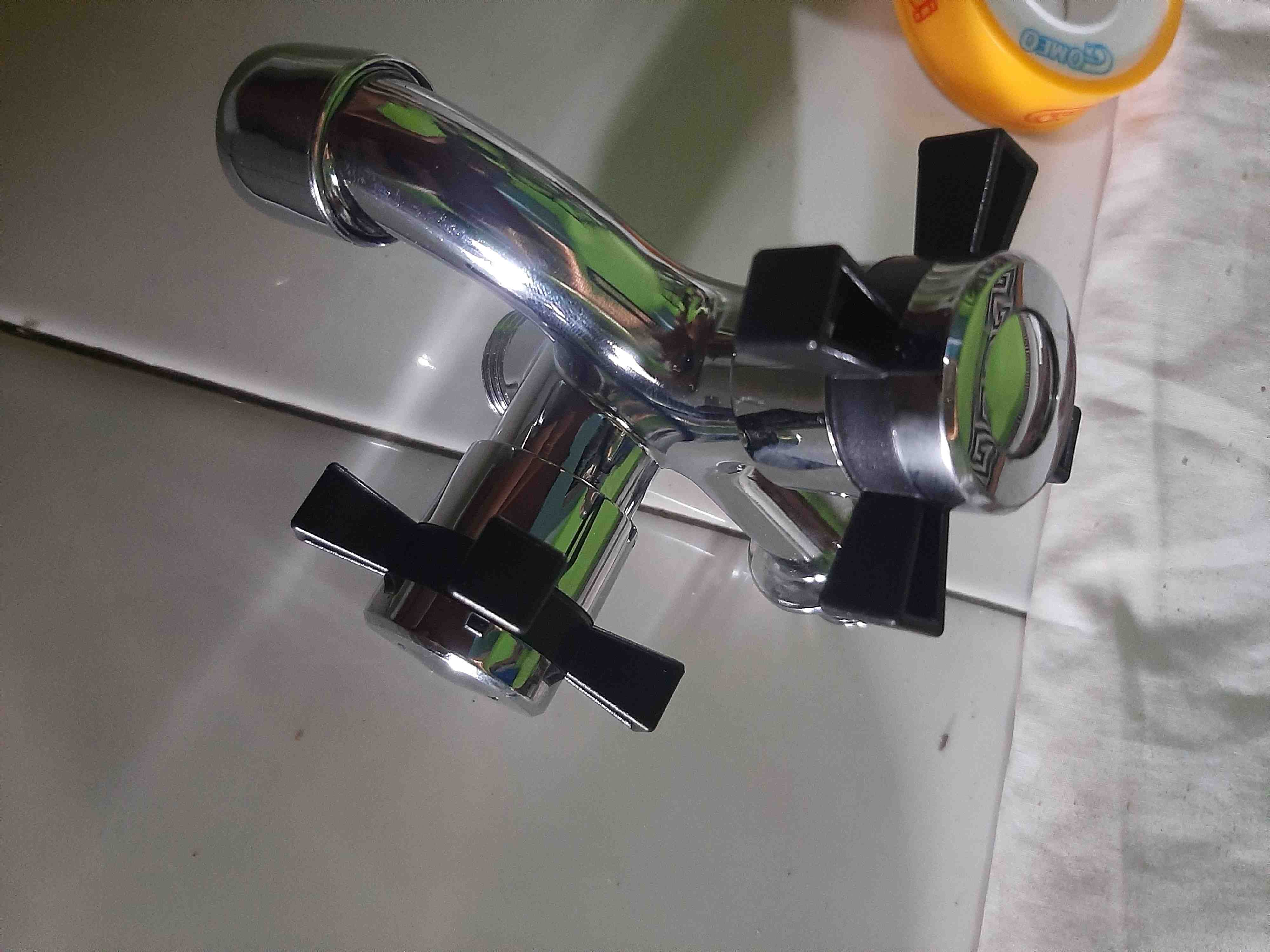 Keran Air Dobel Keran Shower  - Kran Cabang Shower