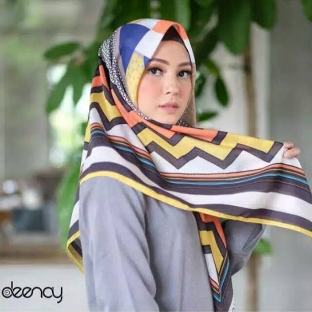 KIRO - New Kerudung Deenay Original Voal Printed Scarf
