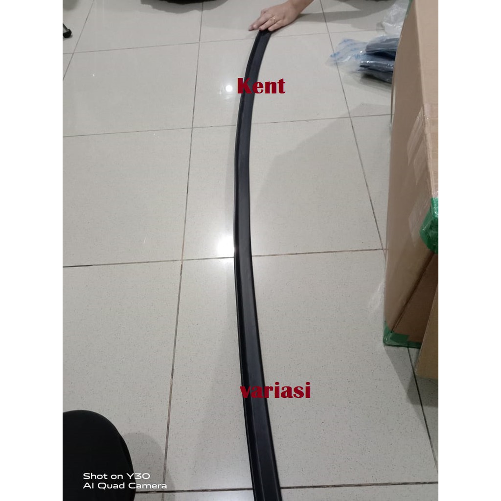 LIS BAGASI MOBIL SPOILER  SAMURAI DUCKTAIL  HITAM