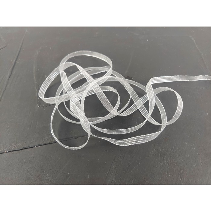 

Pita Organdi Garis-Garis Silver; Lebar 1.5 cm; Panjang 50 Yard