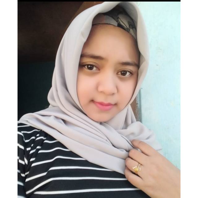 SEGIEMPAT WOLFIS 110X110 / SEGIEMPAT POLOS BAHAN WOLFIS